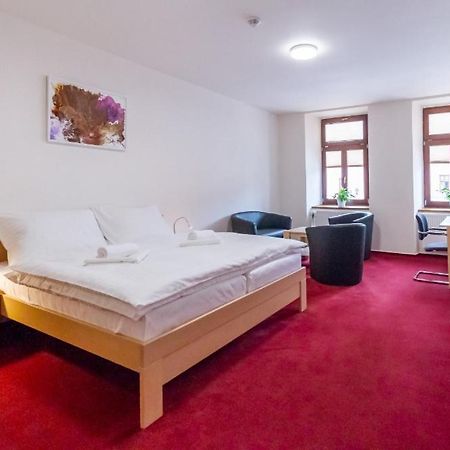 סביטאבי Hotel Ungar מראה חיצוני תמונה