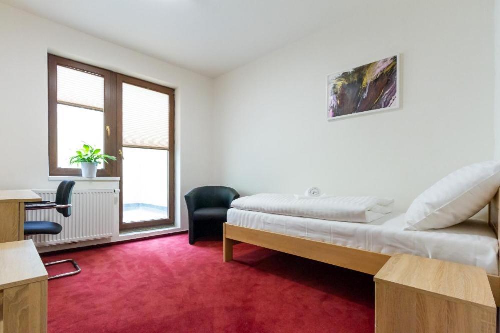 סביטאבי Hotel Ungar מראה חיצוני תמונה
