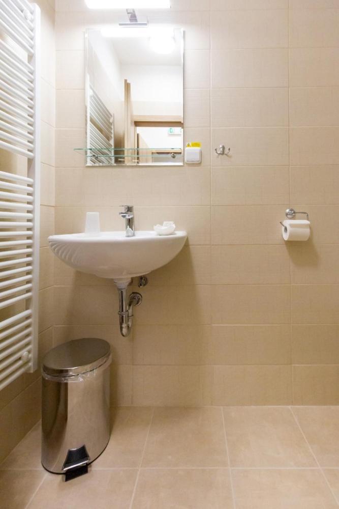 סביטאבי Hotel Ungar מראה חיצוני תמונה