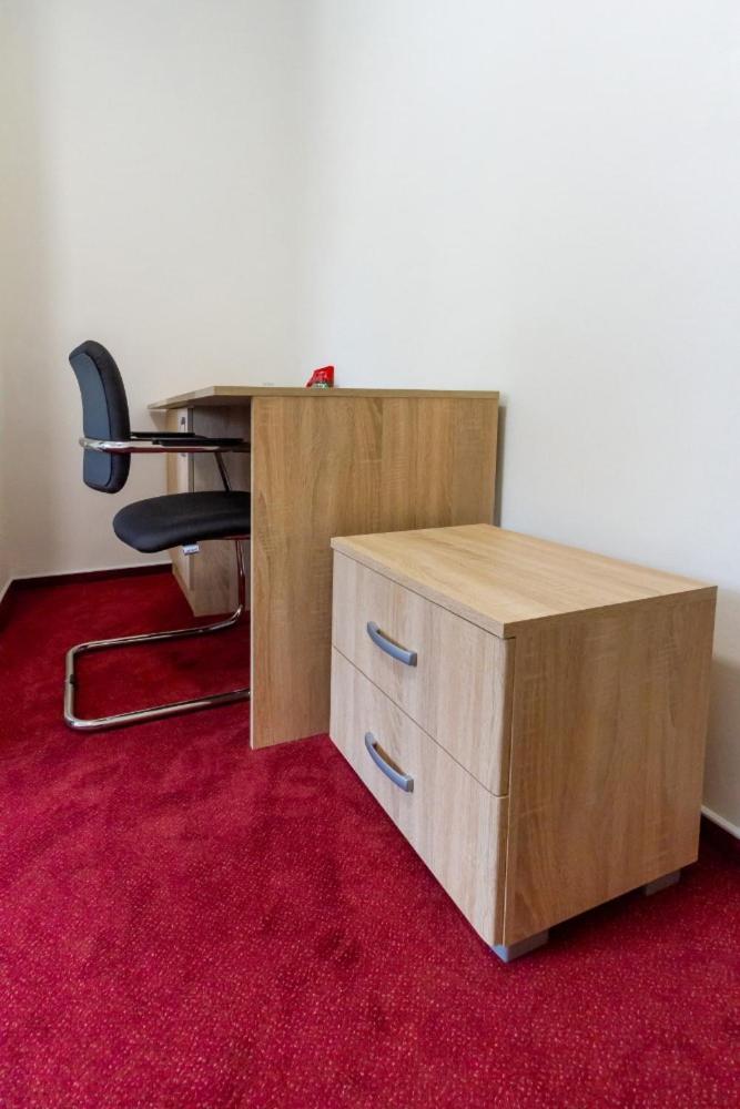 סביטאבי Hotel Ungar מראה חיצוני תמונה