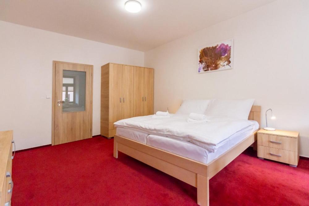 סביטאבי Hotel Ungar מראה חיצוני תמונה